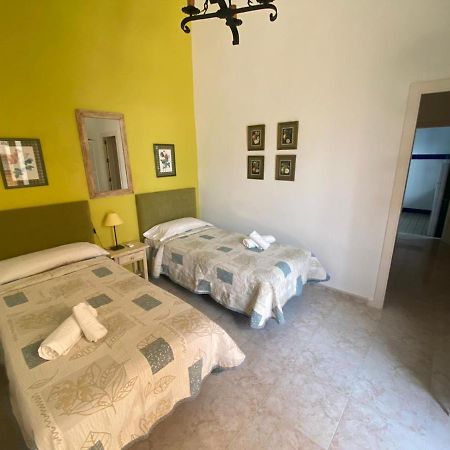 Apartamentos El Arco Кониль-де-ла-Фронтера Экстерьер фото