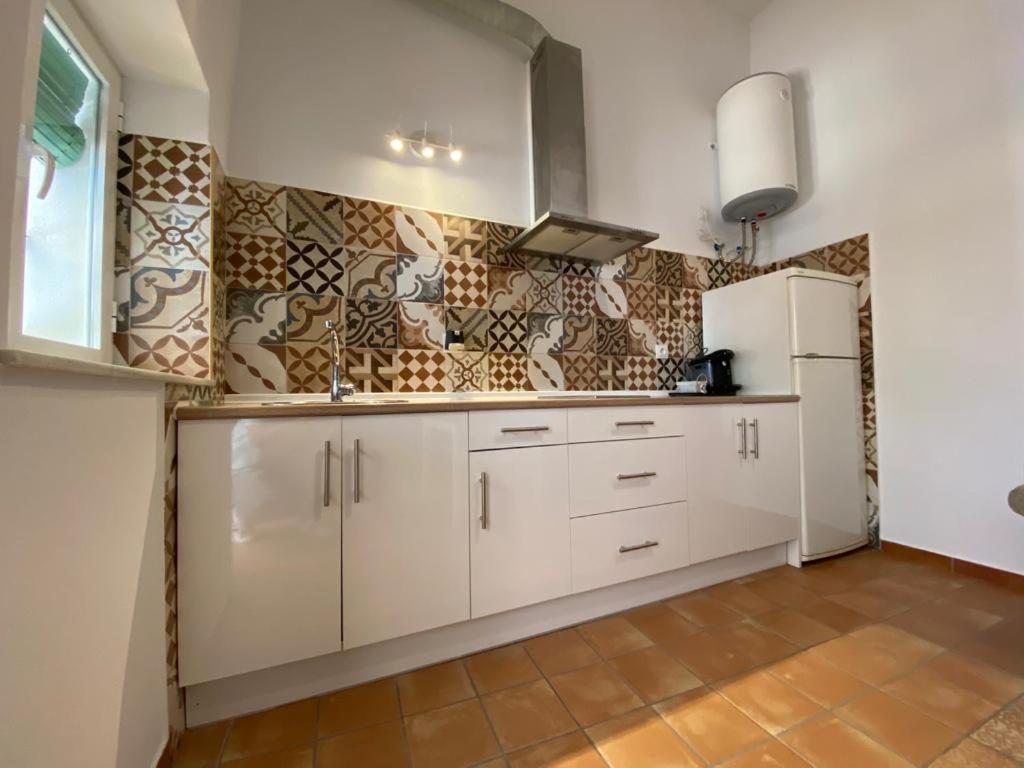Apartamentos El Arco Кониль-де-ла-Фронтера Экстерьер фото