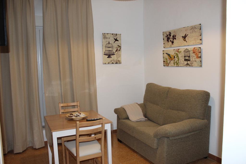 Apartamentos El Arco Кониль-де-ла-Фронтера Экстерьер фото
